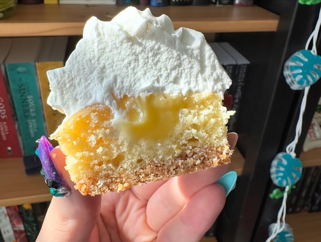 Lemon Meringue Cupcakes